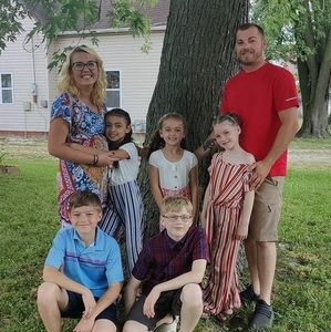 Meet your Posher, Lacy